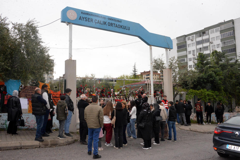 TBMM okul saldırılarını araştırıyor. Öğrenci ve velilere risk taraması