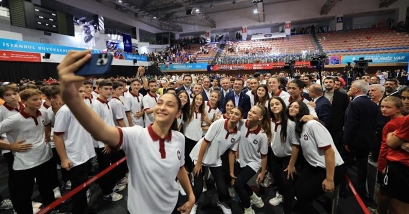 İmamoğlu: “Dirençli ve dirençli bir toplumun geleceğini spor yapan nesillerde görüyoruz” – Son Dakika Spor Haberleri