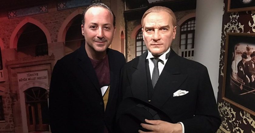 Komedyen Tolga Çevik Atatürk’ü canlandırdı – Son Dakika Hayat Haberleri