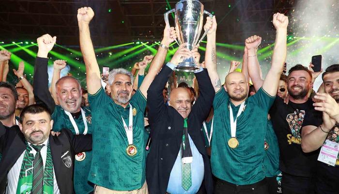 Kocaelisport, 38 maçın 21’ini kazanan örnek oldu –