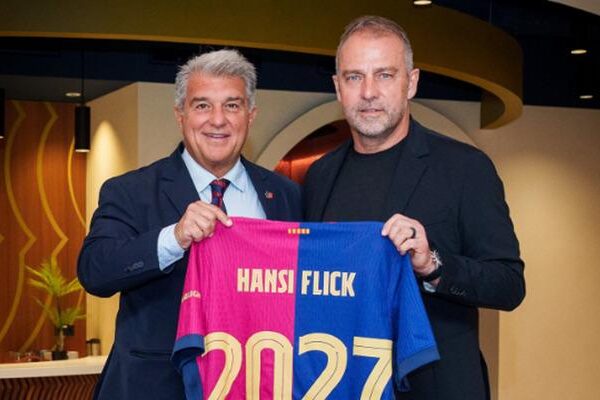 Barcelona’da Hansi Flick’in sözleşmesi 2027’ye kadar uzatıldı –