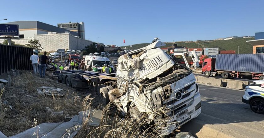 Kocaeli’de zincirleme trafik kazası: 5 ölü