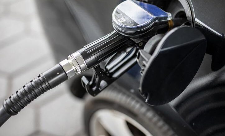 Benzine, motorine (mazota) zam ya da indirim var mı? | Akaryakıta zam mı geliyor? İşte güncel akaryakıt fiyatları 20 Eylül 2025!