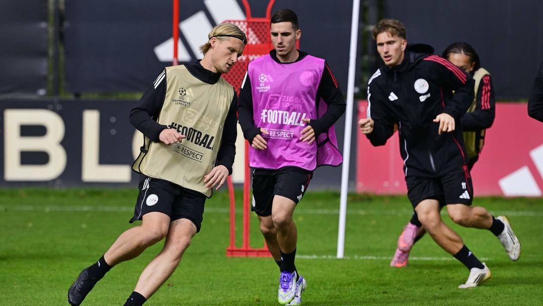 Ajax Teknik Direktörü John Heitinga'dan Galatasaray maçı öncesi açıklama geldi! Kasper Dolberg ve Steven Berghuis yarın serbest bırakılacak 4