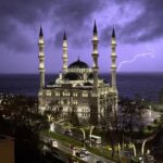 Zonguldak’ta Fırtınalı Gece Yaşandı